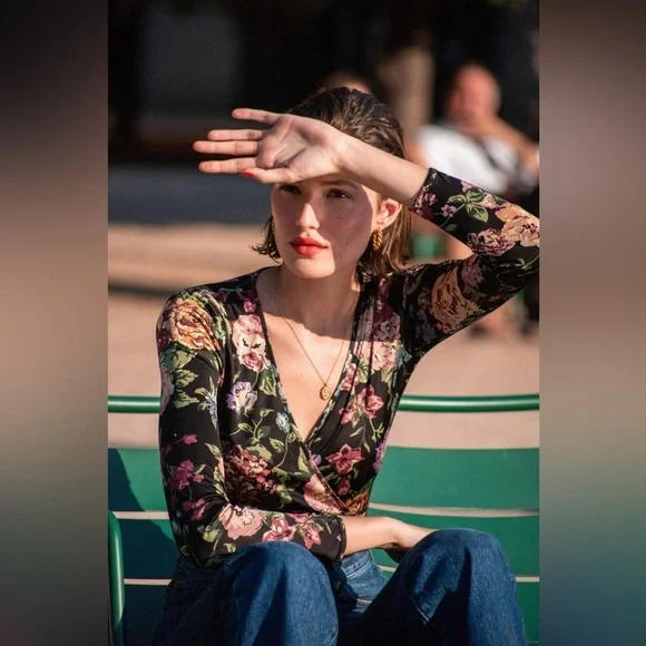 Rouje Paris 2 pc Set: Sade Wrap Top & Caro Skirt in Jardin D'Atomne Noir 34/US2 - Picture 16 of 16